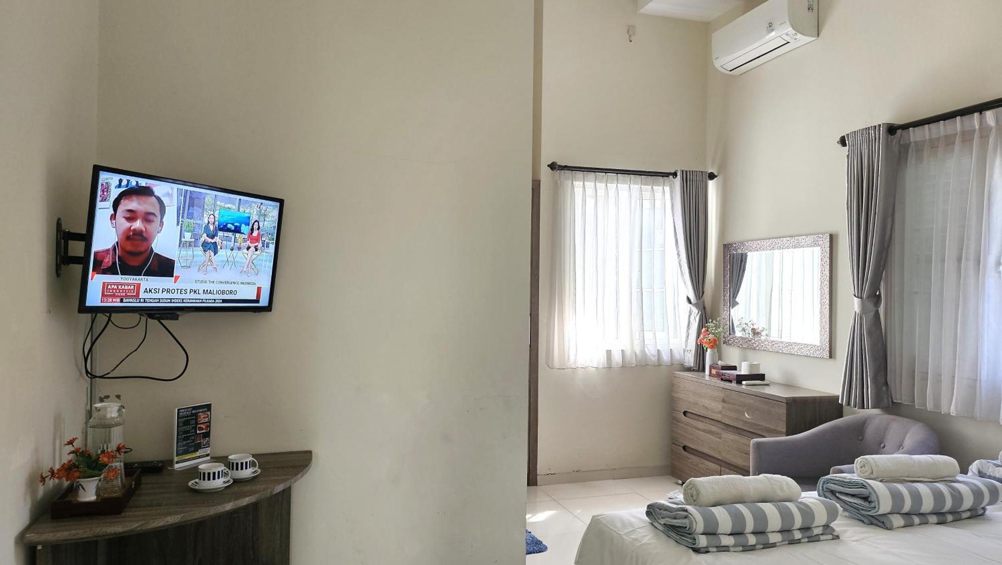 Hotel Surokarsan 9 House Yogyakarta Pokoj fotografie