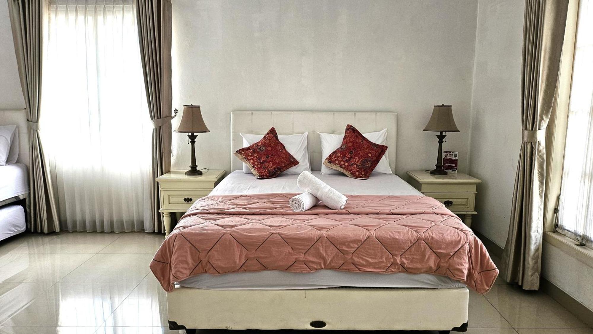 Hotel Surokarsan 9 House Yogyakarta Pokoj fotografie