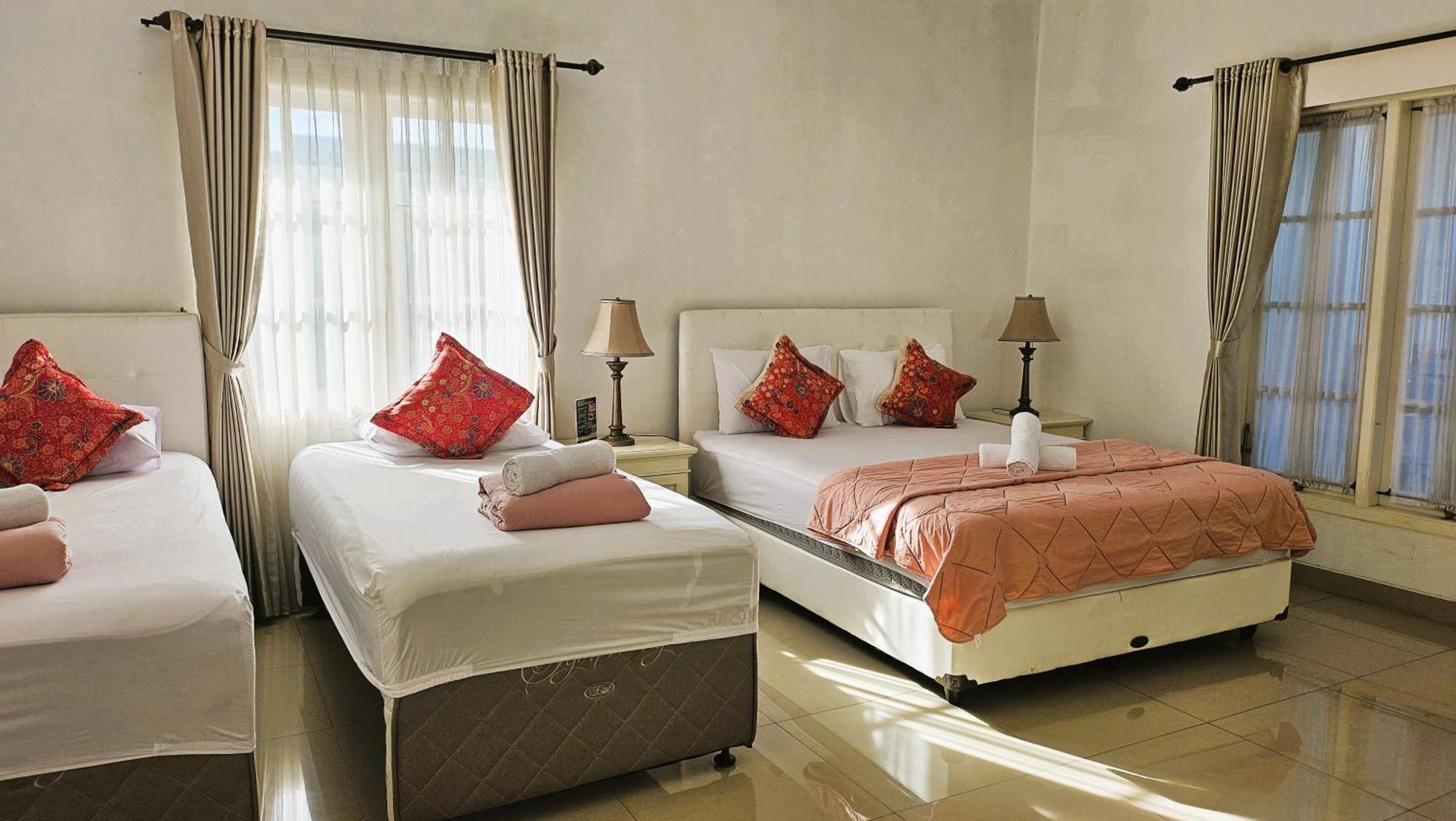 Hotel Surokarsan 9 House Yogyakarta Pokoj fotografie
